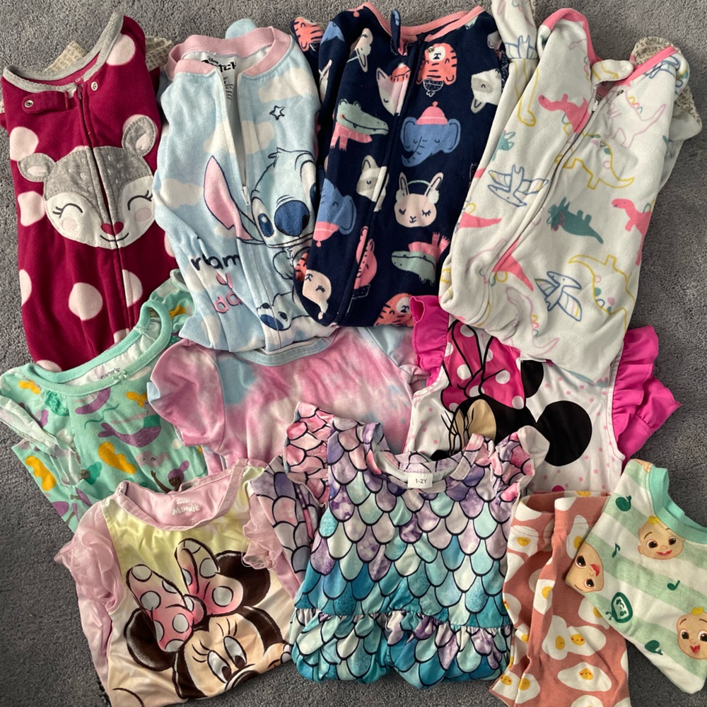 10 pairs of kids pjs